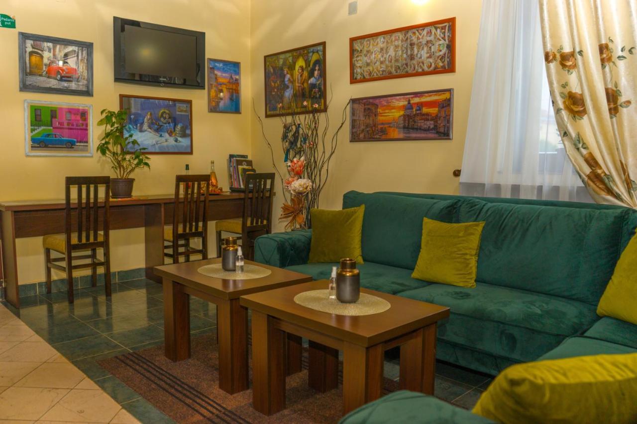 Garni Hotel City Крушевац Экстерьер фото